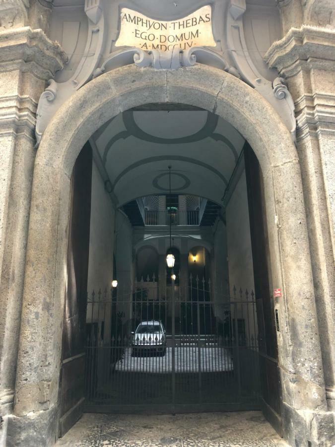 B&B Palazzo Majorana Napoli Esterno foto