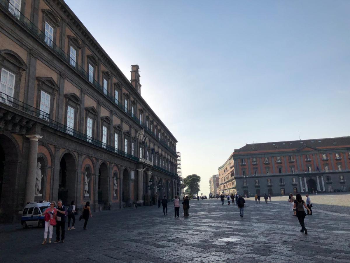 B&B Palazzo Majorana Napoli Esterno foto